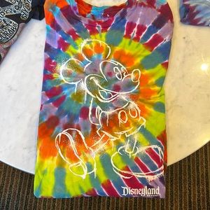 Beautiful XL Walt Disneyland Tie Dye Mickey Mouse Tshirt